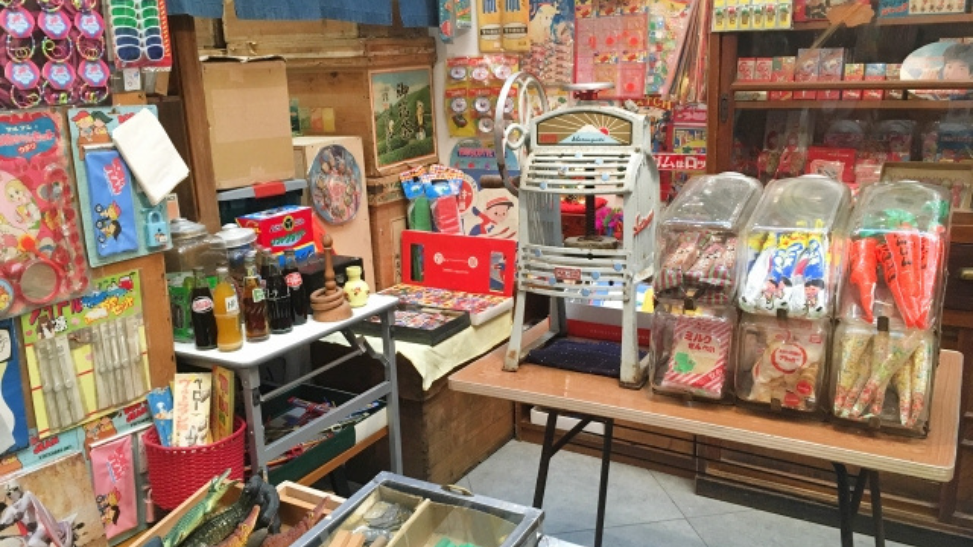 貝印ツメキリ【ディスプレイケース】昭和レトロ　駄菓子屋　駄玩具　ポップ　NASA 貝印ツメキリ【ディスプレイケース】昭和レトロ駄菓子屋駄玩具ポップNASA